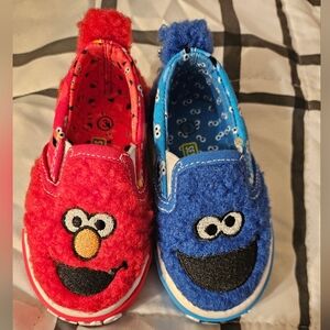 Sesame Street Kids Shoes - Red and Blue-elmo & Cookie‎ Monster